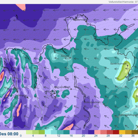 Vindaspáin á morgun kl. 8:00