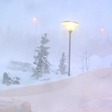 Skólahald fellur niður