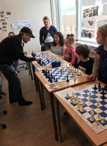 Hrókurinn í heimsókn