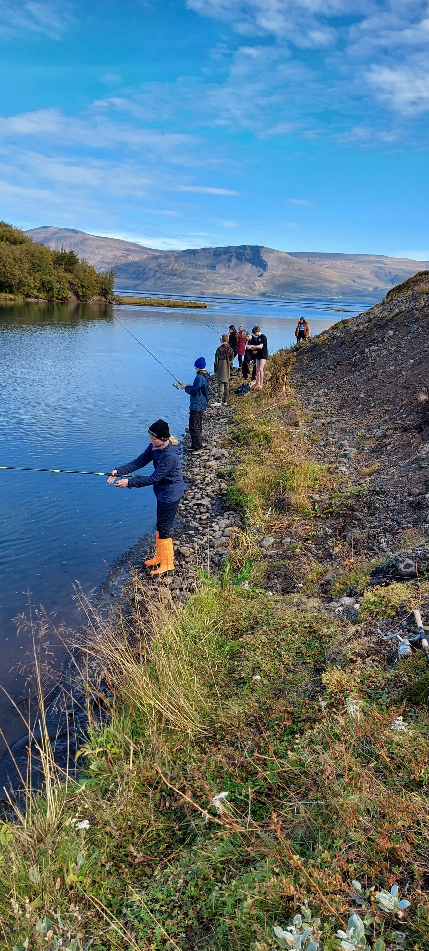 Frétt frá nemendum um veiðiferð 9.-10. bekkinga