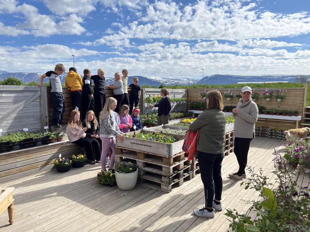 Heimsókn á Ós - Frétt frá nemendum