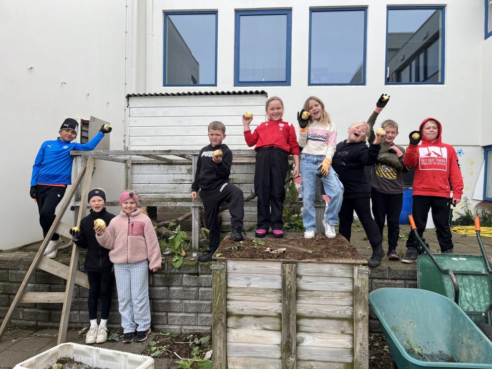 Frétt frá 4. bekk - Dagur íslenskrar náttúru