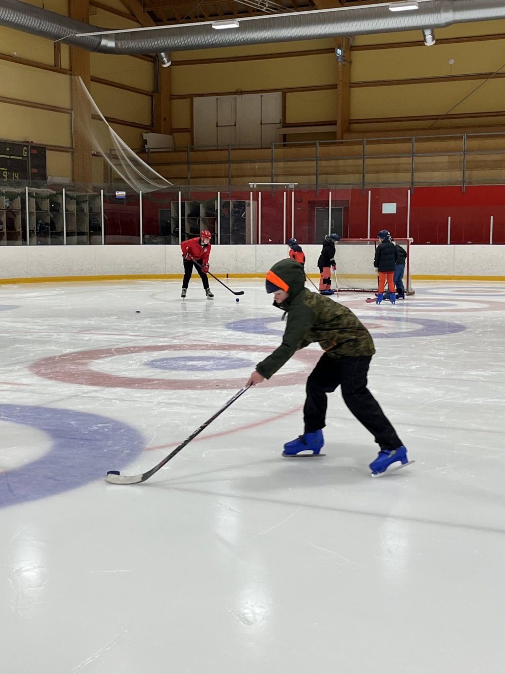 Skautafélag Akureyrar býður yngsta stigi á skauta