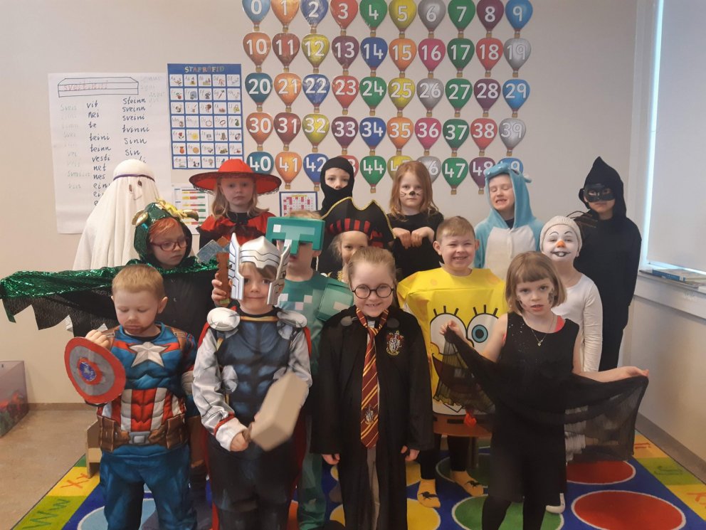 Öskudagsgleði í skólanum