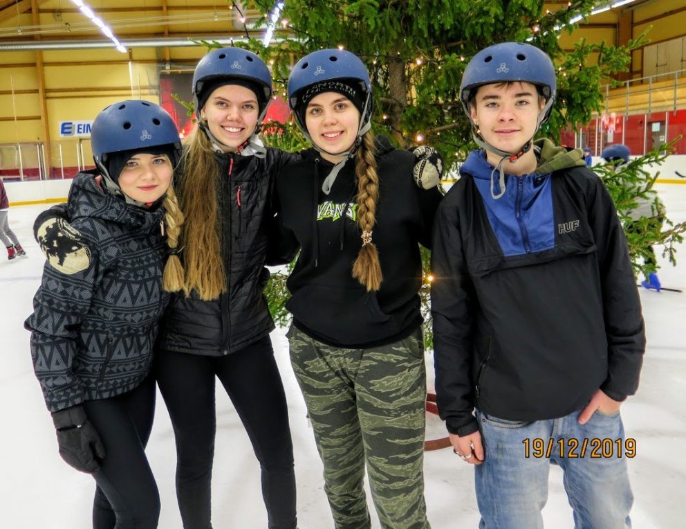 Jólaskautaferð í Skautahöllina