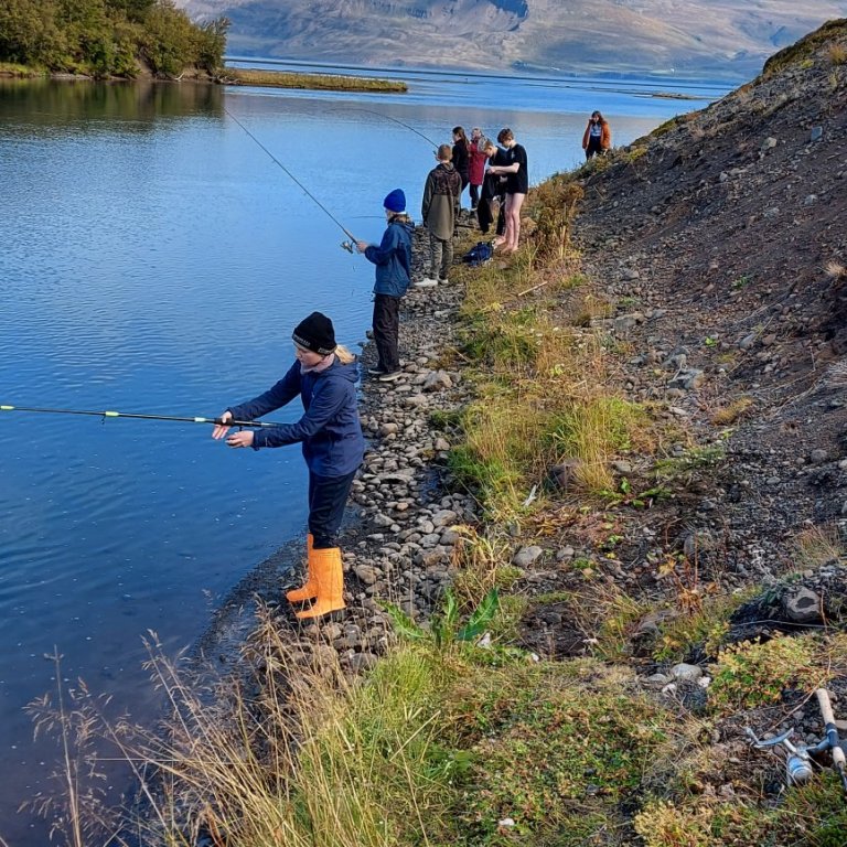 Frétt frá nemendum um veiðiferð 9.-10. bekkinga