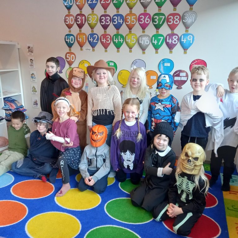 1. bekkur var í miklu stuði þennan dag