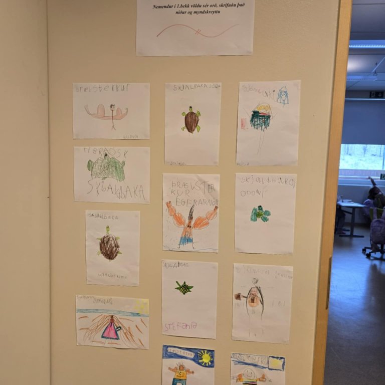 Dagur íslenskrar tungu hjá 1. bekk