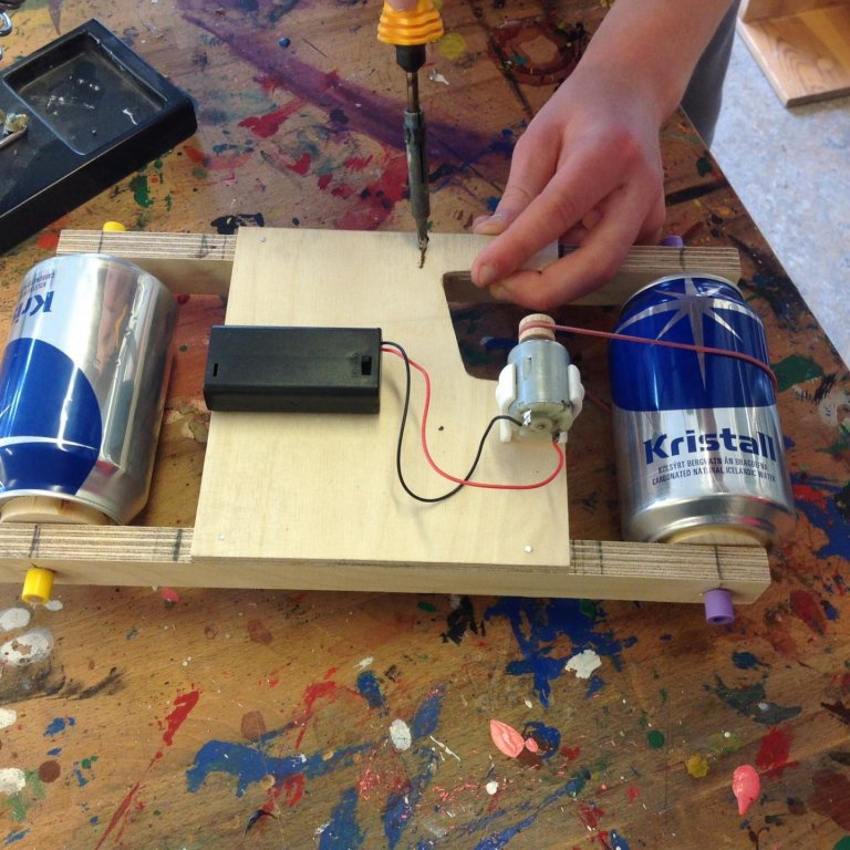 Þennan bíl smíðuðu Jónsteinn og Gunnar.