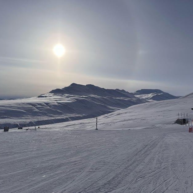 Dásamlegt veður í Hlíðarfjalli