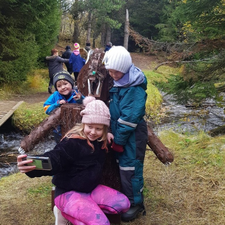 Frétt frá nemendum um ratleik í Kjarnaskógi