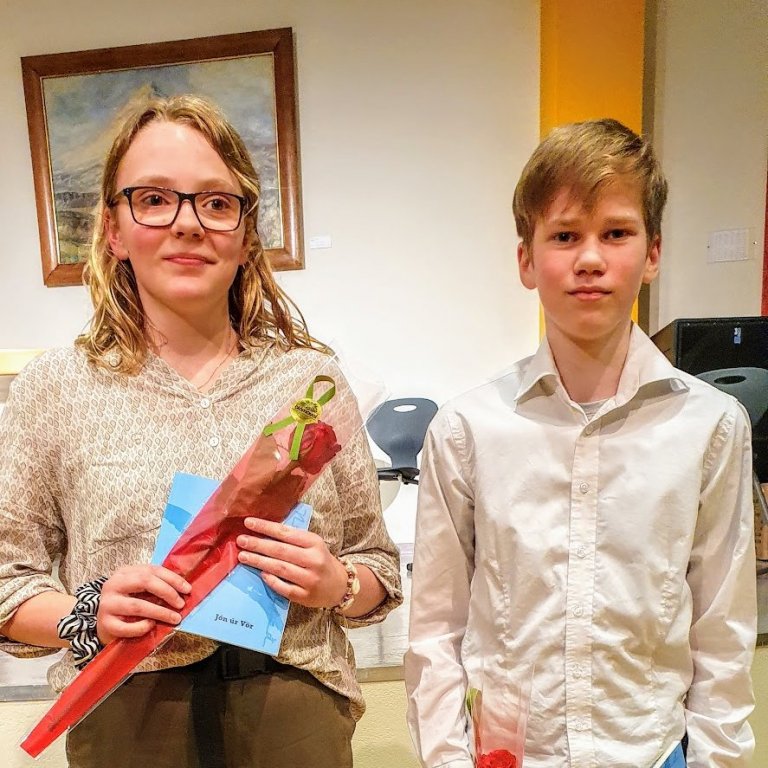 Juliane Lif Sörensen og Stefán Karl Ingvarsson keppendur frá Þelamerkurskóla